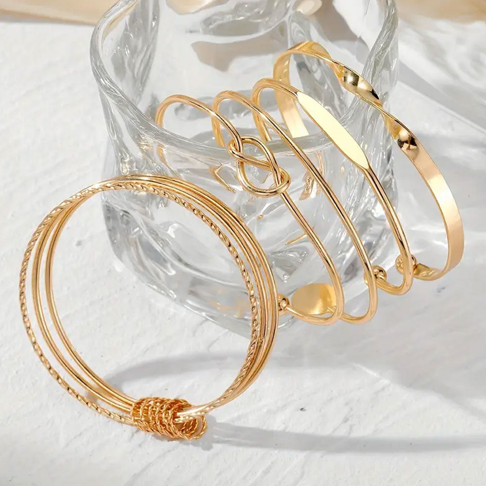 Dainty Cascade Bracelet