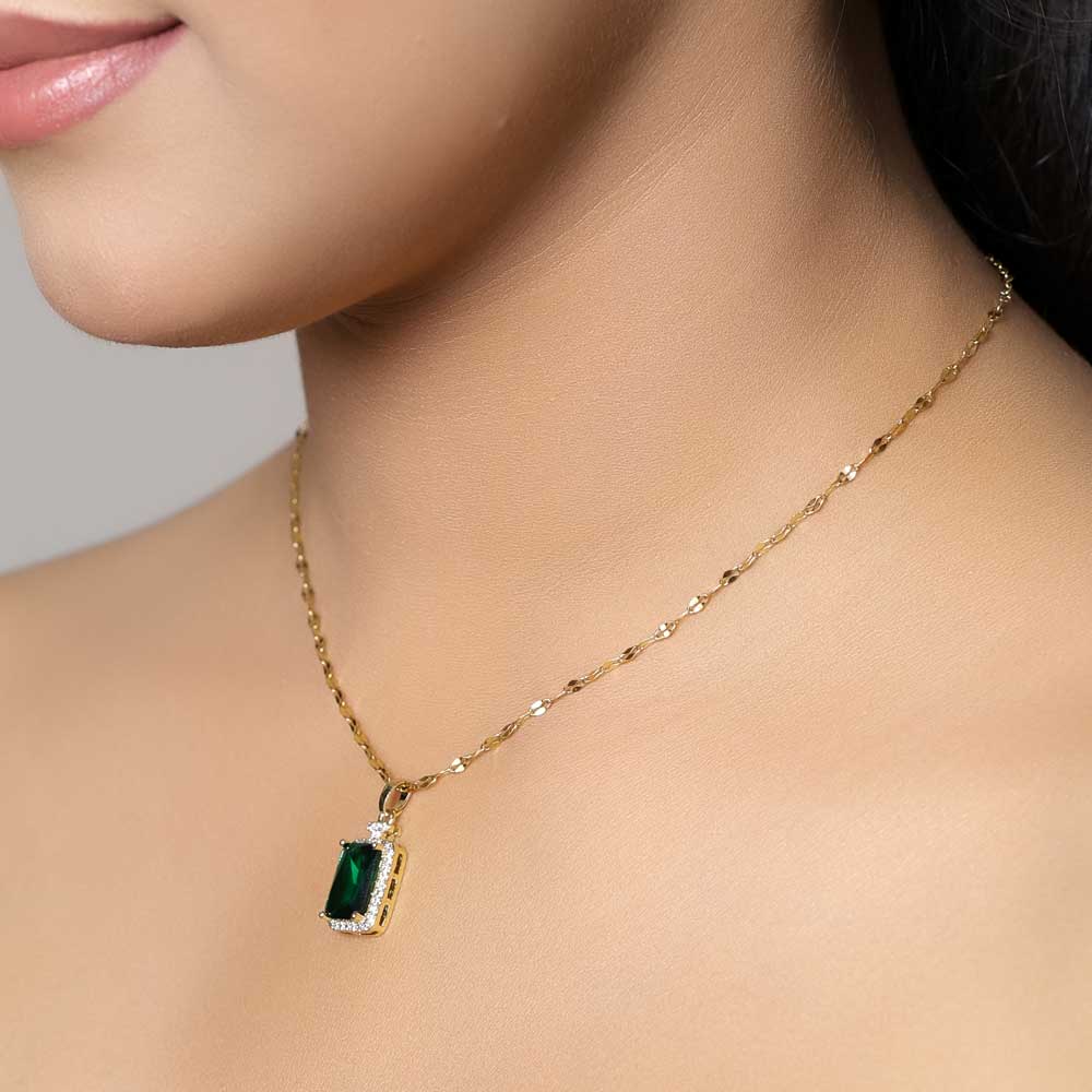 Sleek Emerald Pendant Necklace