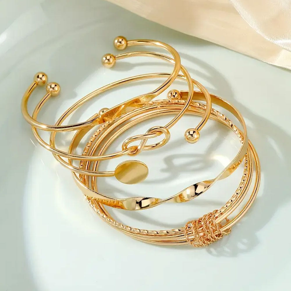 Dainty Cascade Bracelet