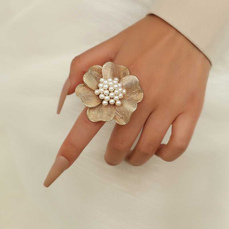 Blooming Flower Ring