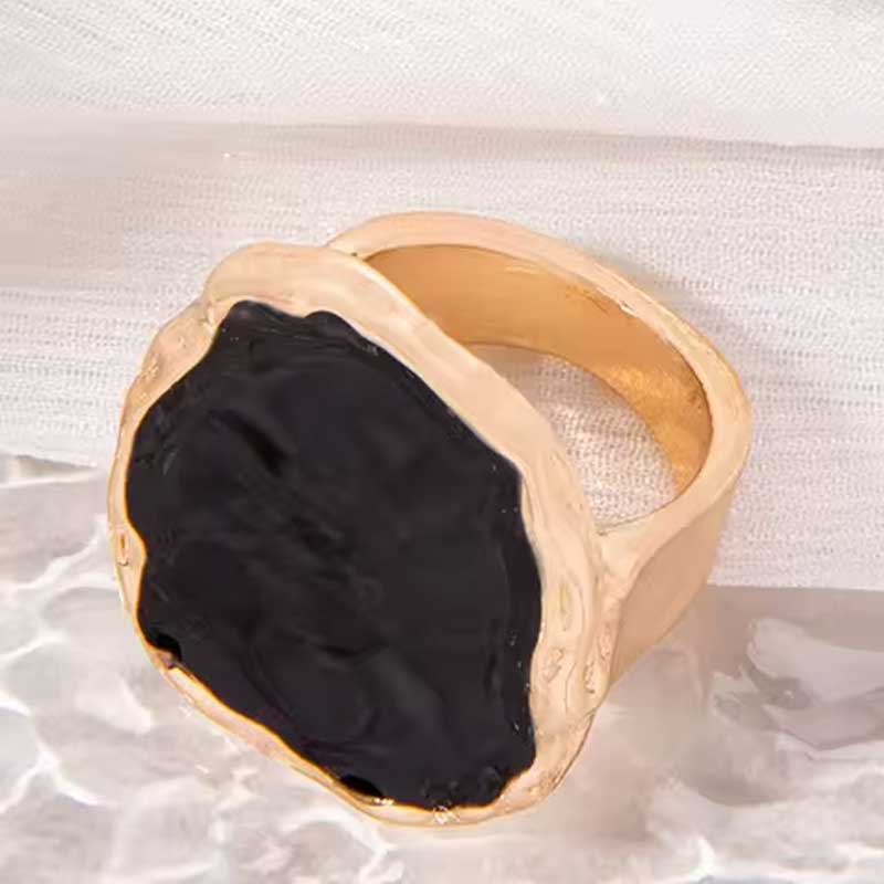 Dark Desire Ring