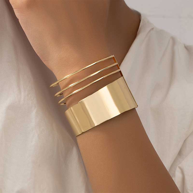 Dazzling Trio Cuff
