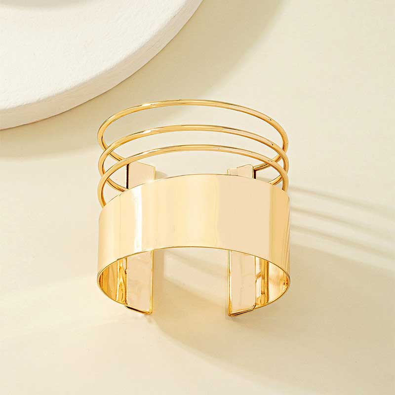 Dazzling Trio Cuff