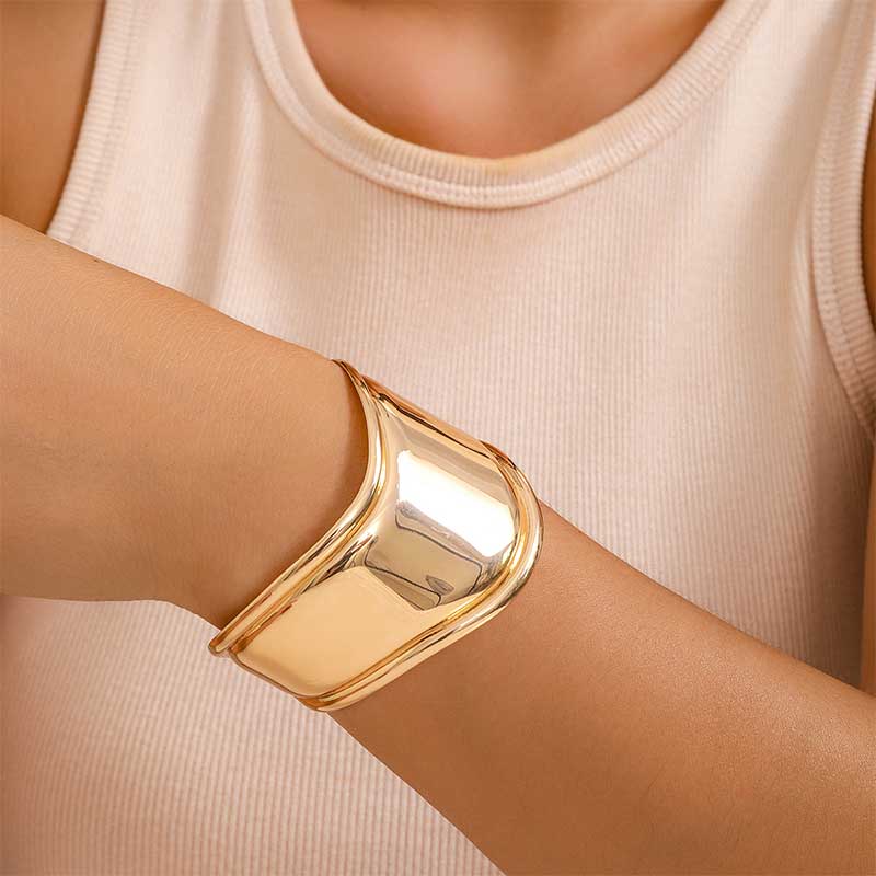 Gleaming Wave Cuff