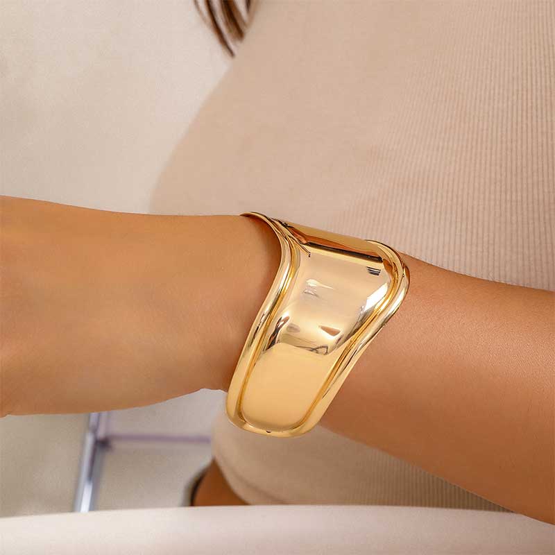 Gleaming Wave Cuff