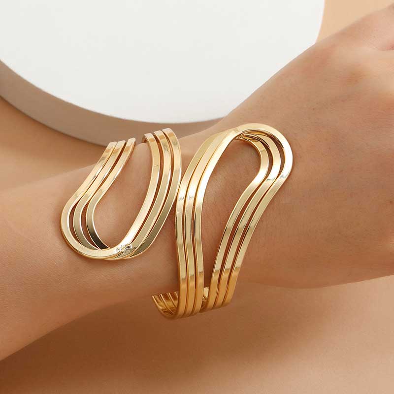Luxe Ripple Cuff