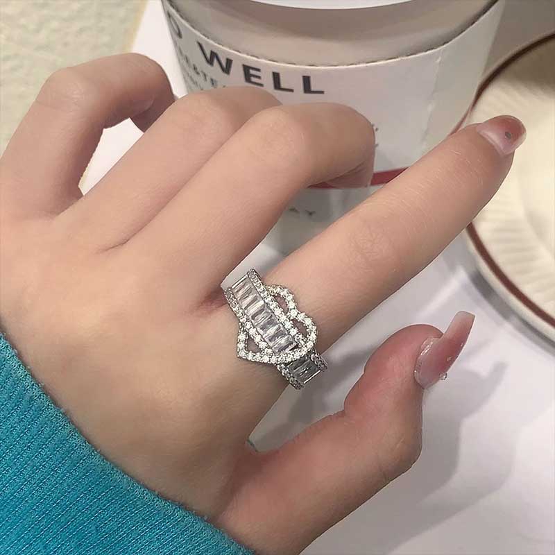 Heartfelt Embrace Ring