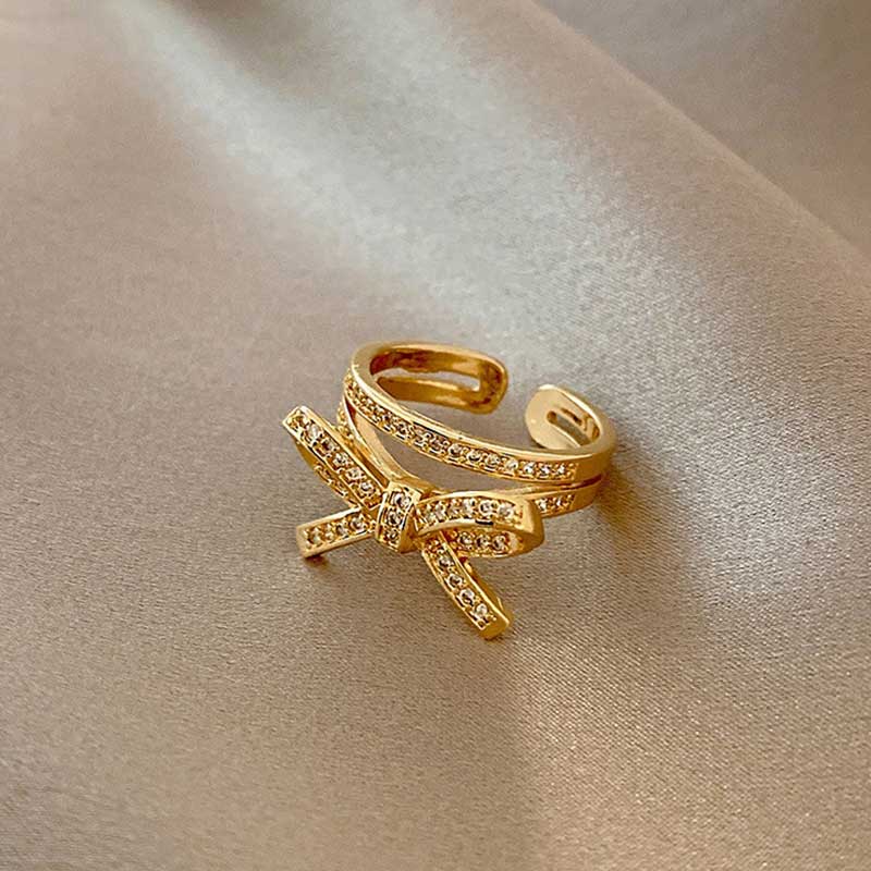 Gilded Knotwork Ring