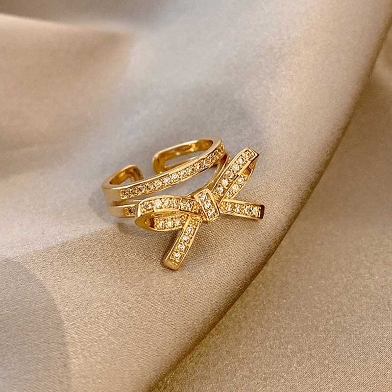 Gilded Knotwork Ring