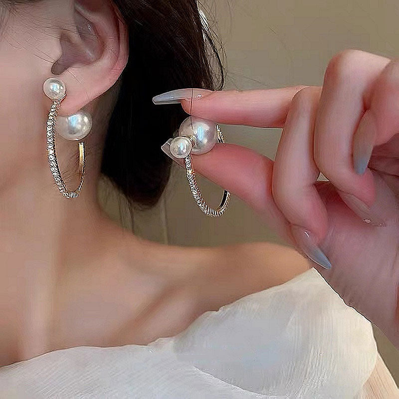 Pearl Dangle Earrings