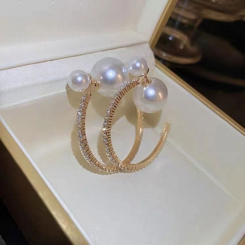 Pearl Dangle Earrings