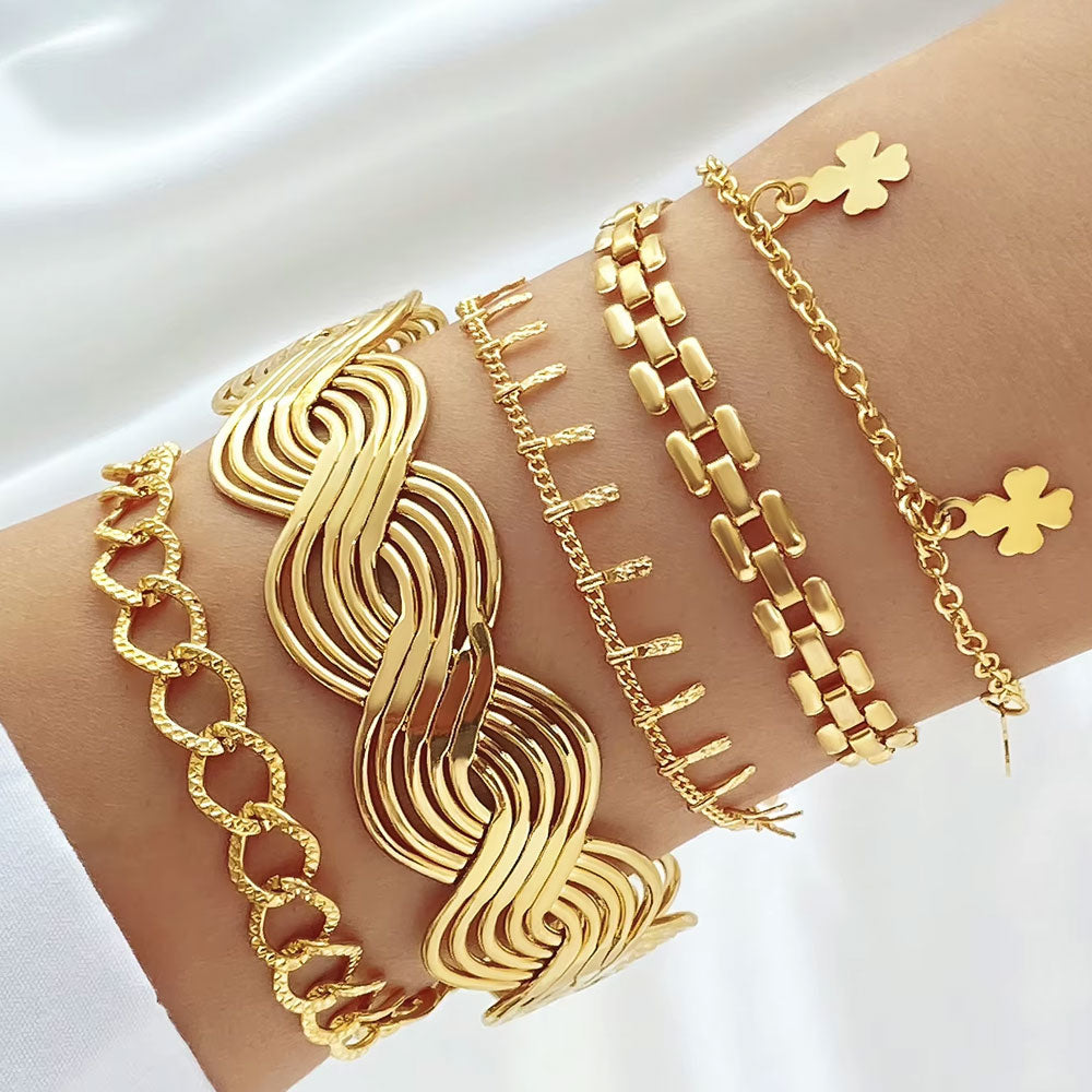 Lustrous Layers Bracelet