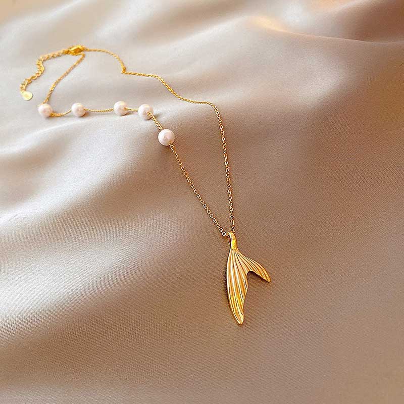 Pearl Fish Tail Pendant Necklace