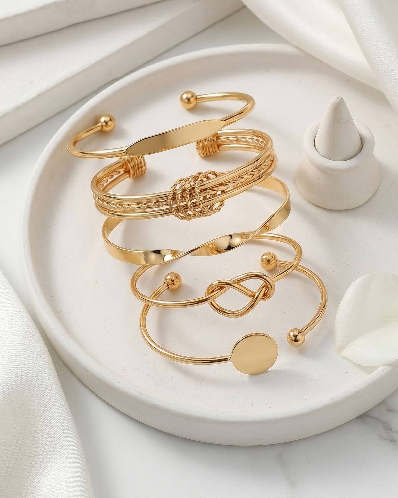 Dainty Cascade Bracelet
