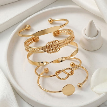 Dainty Cascade Bracelet