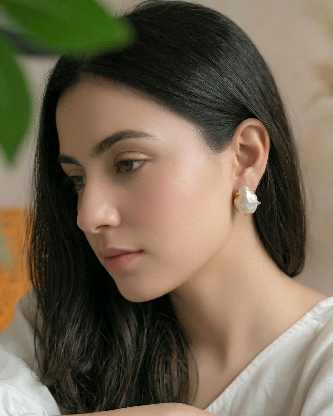 Divine Pearl Earrings