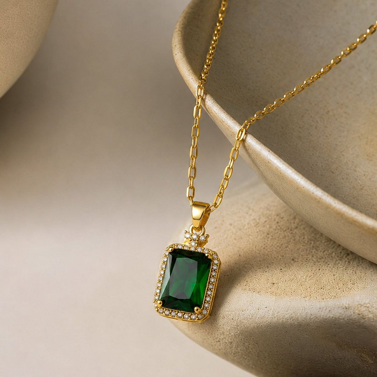 Sleek Emerald Pendant Necklace