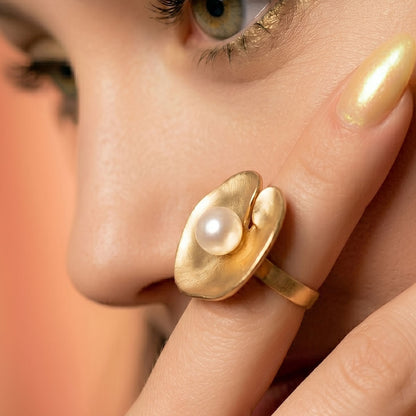 Floral Pearl Ring