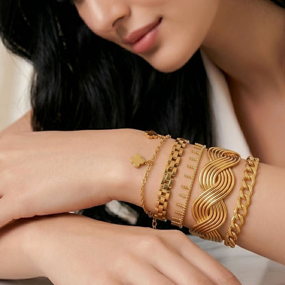 Lustrous Layers Bracelet