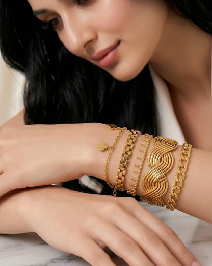 Lustrous Layers Bracelet