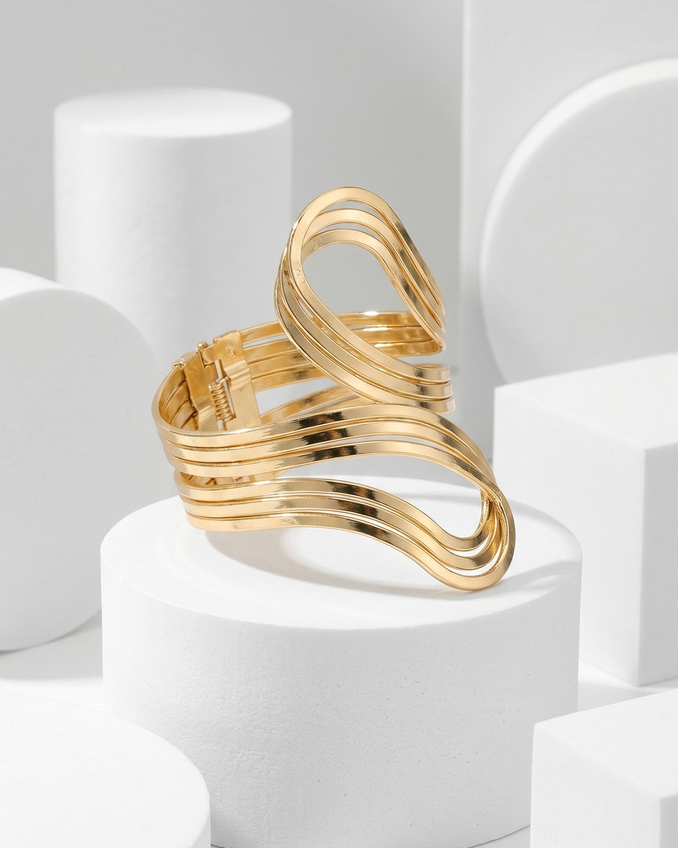 Luxe Ripple Cuff