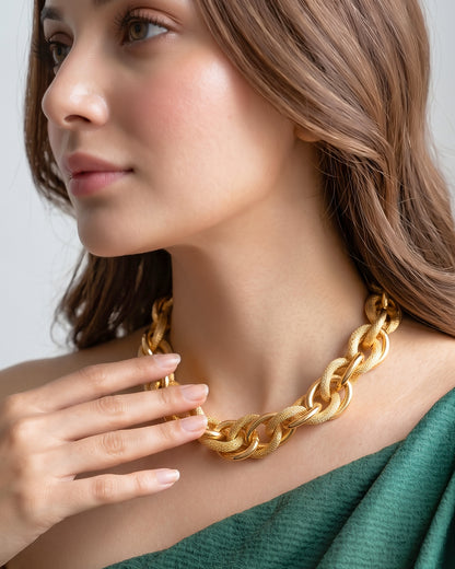 Majestic Links Necklace