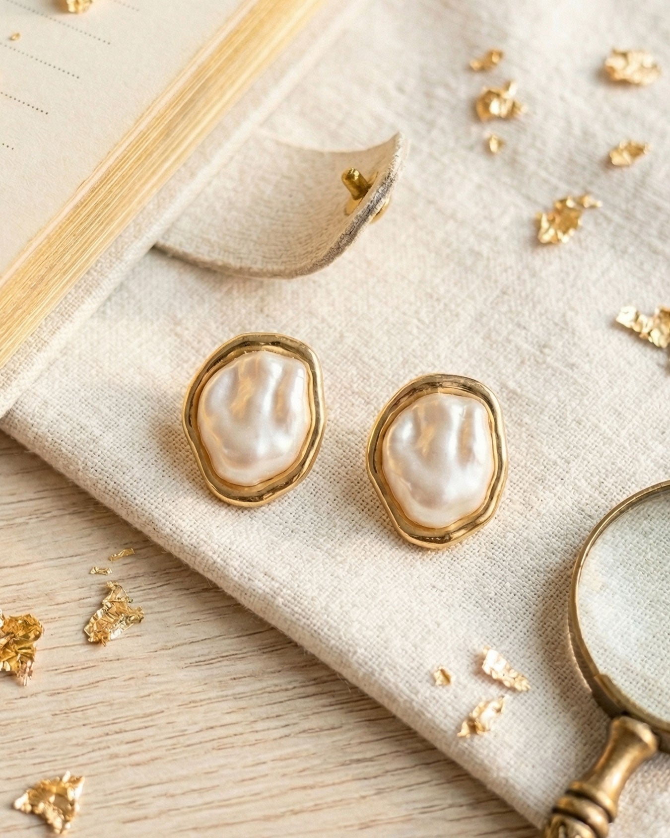 Pearl Glint Earrings