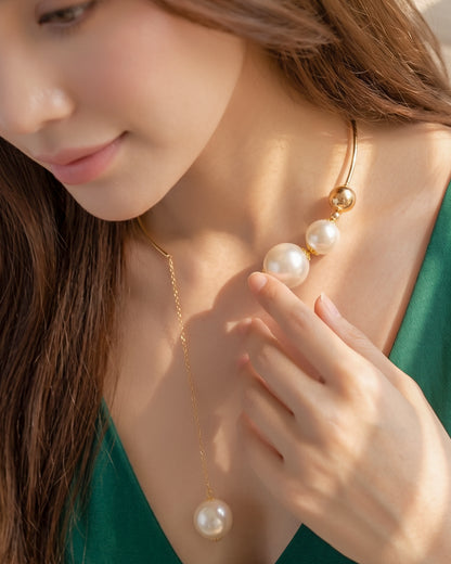 Precious Pearls Necklace