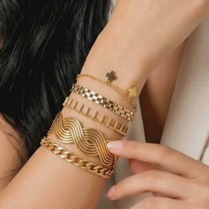 Lustrous Layers Bracelet