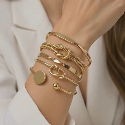 Dainty Cascade Bracelet