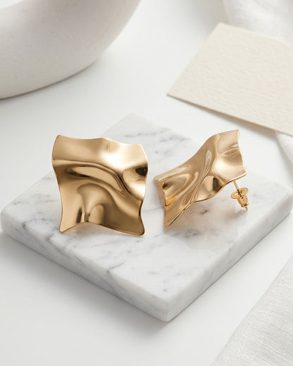 Shimmer Crest Earrings