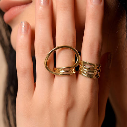 Twisted Elegance Ring